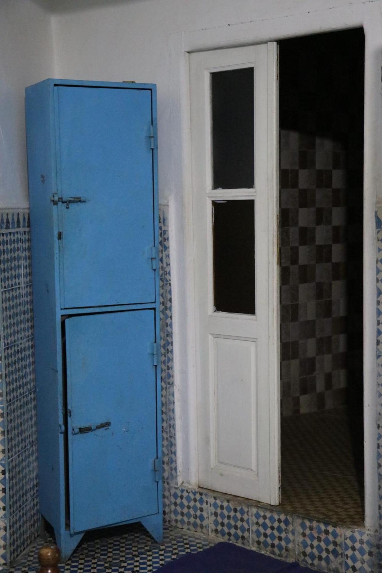 بيت شباب White And Blue الصويرة المظهر الخارجي الصورة