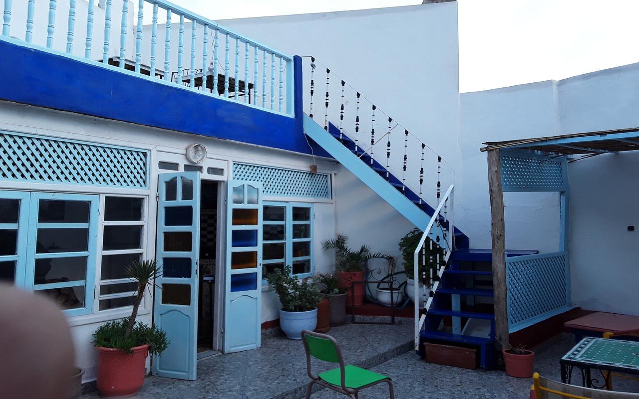 بيت شباب White And Blue الصويرة المظهر الخارجي الصورة